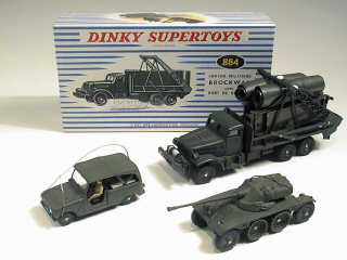 Lot 603 - DINKY TOYS FRANCE (3)