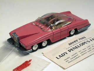 Lot 611 - DINKY TOYS GB (1)