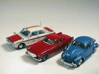 Lot 628 - DINKY TOYS (GB) (3)