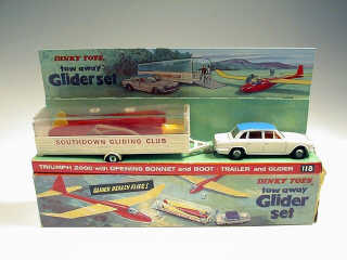 Lot 641 - DINKY TOYS GB (1)