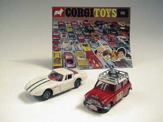 Lot 652 - CORGI TOYS (GB) (3)