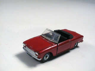 Lot 670 - DINKY TOYS FRANCE (1)