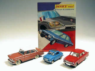 Lot 692 - DINKY TOYS (FRANCE) (4)