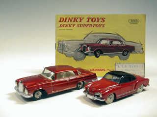 Lot 702 - DINKY TOYS FRANCE (3)