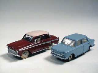 Lot 703 - DINKY TOYS FRANCE (2)