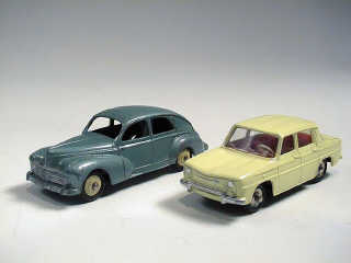 Lot 708 - DINKY TOYS (FRANCE) (2)
