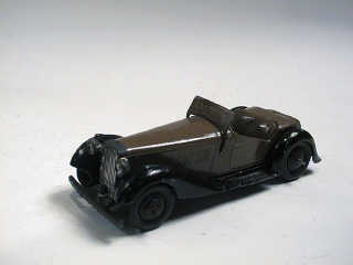 Lot 374 - DINKY TOYS GB (1)