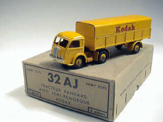 Lot 514 - DINKY TOYS (FRANCE) (2)