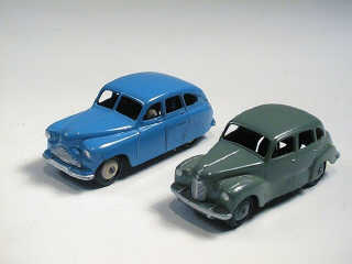 Lot 531 - DINKY TOYS (GB) (2)