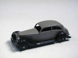 Lot 533 - DINKY TOYS (GB) (1)