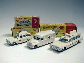 Lot 545 - DINKY TOYS GB (3)