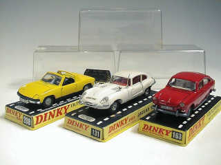 Lot 551 - DINKY TOYS GB (3)