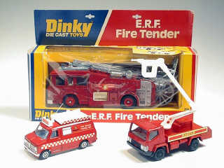 Lot 578 - DINKY TOYS GB (3)