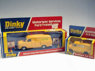 Lot 580 - DINKY TOYS GB (2)