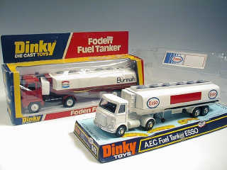 Lot 582 - DINKY TOYS GB (2)