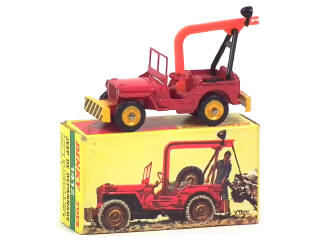 Lot 691 - DINKY TOYS (FRANCE) (1)