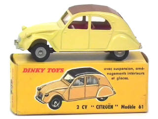 Lot 674 - DINKY TOYS (FRANCE) (1)