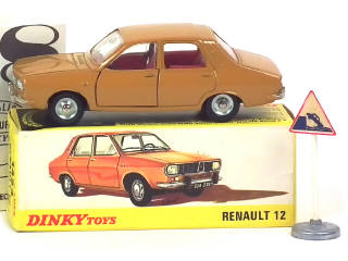 Lot 703 - DINKY TOYS (FRANCE) (1)
