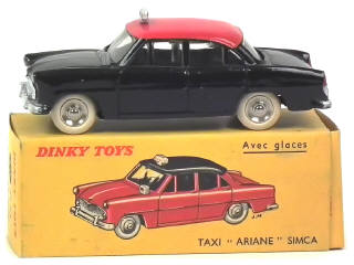 Lot 651 - DINKY TOYS (FRANCE) (1)