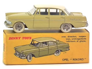 Lot 669 - DINKY TOYS (FRANCE) (1)