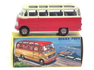 Lot 650 - DINKY TOYS (FRANCE) (1)