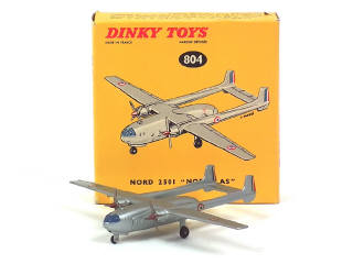 Lot 764 - DINKY TOYS (FRANCE) (1)