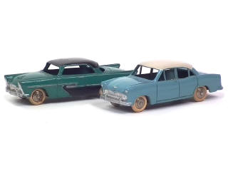 Lot 800 - DINKY TOYS (FRANCE) (2)