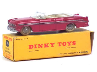 Lot 557 - DINKY TOYS (FRANCE) (1)