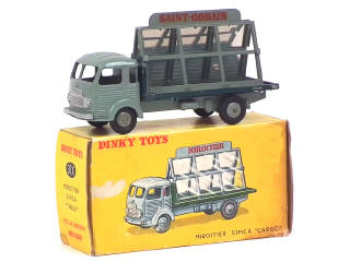 Lot 729 - DINKY TOYS (FRANCE) (1)