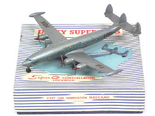 Lot 762 - DINKY TOYS (FRANCE) (1)