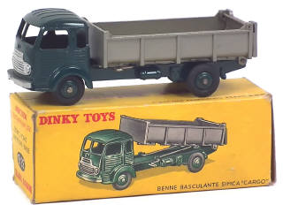 Lot 728 - DINKY TOYS (FRANCE) (1)