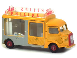 Lot 756 - DINKY TOYS (FRANCE) (1)