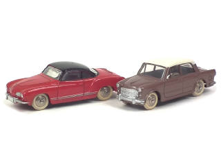 Lot 806 - DINKY TOYS (FRANCE) (2)
