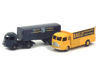 Lot 811 - DINKY TOYS (FRANCE) (2)