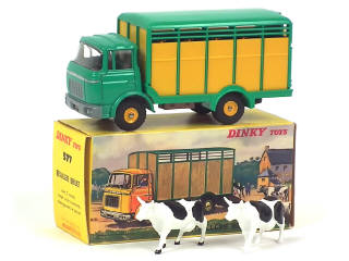 Lot 404 - DINKY TOYS (FRANCE) (1)