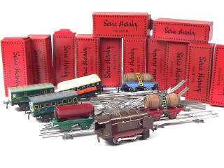 Lot 265 - EDITIONS HACHETTE (FRANCE) (1)