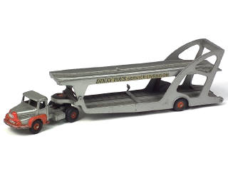Lot 715 - DINKY TOYS (FRANCE) (1)