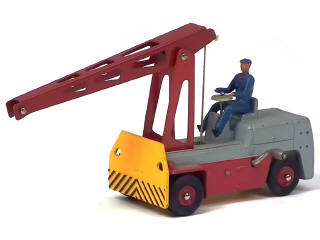 Lot 716 - DINKY TOYS (FRANCE) (1)