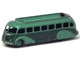 Lot 698 - DINKY TOYS (FRANCE) (1)