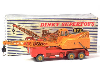 Lot 630 - DINKY TOYS (GB) (1)