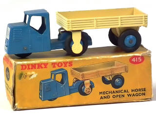Lot 629 - DINKY TOYS (GB) (1)