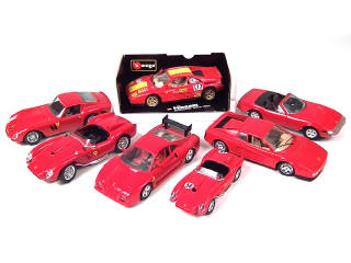 Lot 220 - DIVERS (9)