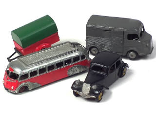 Lot 759 - DINKY TOYS (FRANCE) (4)