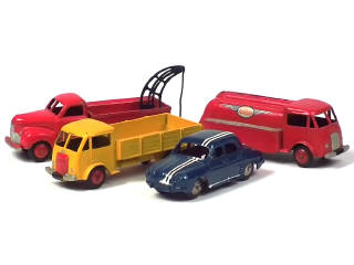 Lot 760 - DINKY TOYS (FRANCE) (4)