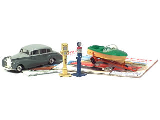 Lot 667 - DINKY TOYS (GB) (6)