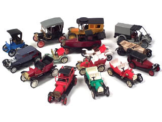 Lot 464 - DIVERS (15)