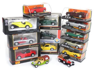 Lot 154 - DIVERS (14)