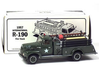 Lot 379 - FIRST GEAR (USA) (1)