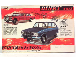 Lot 677 - DINKY TOYS (FRANCE) (1)