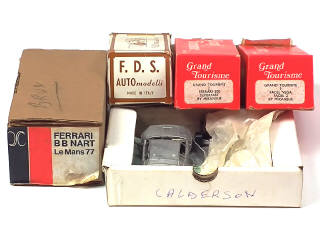 Lot 325 - DIVERS (5)